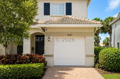 1127 Vermilion Dr 1