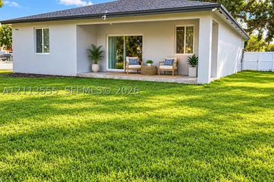 104 NW 31st Ave 1
