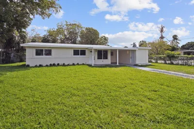 1530 NW 18th Court 1