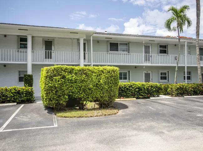 Just Listed | 2640 SW 22nd Avenue #1112