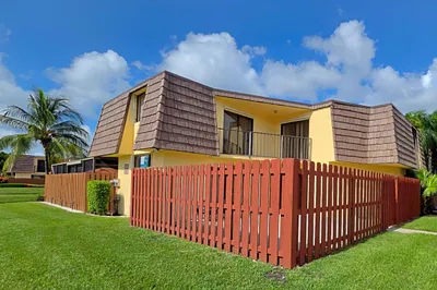 22 Springdale Circle 1