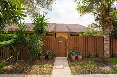 391 Springdale Circle 1