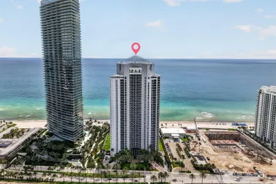 OCEAN 3 SUNNY ISLES