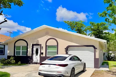 1555 NW 6th Ave 1
