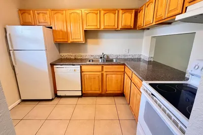200 Croton Avenue #Unit 206 1