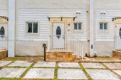 1011 SW SW 7th St Miami Fl #2 1