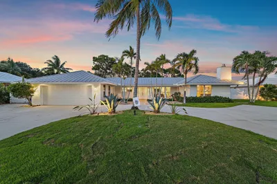 86 Golfview Drive 1