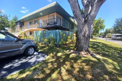 1837 FAIRVIEW VILLAS Drive #2 1