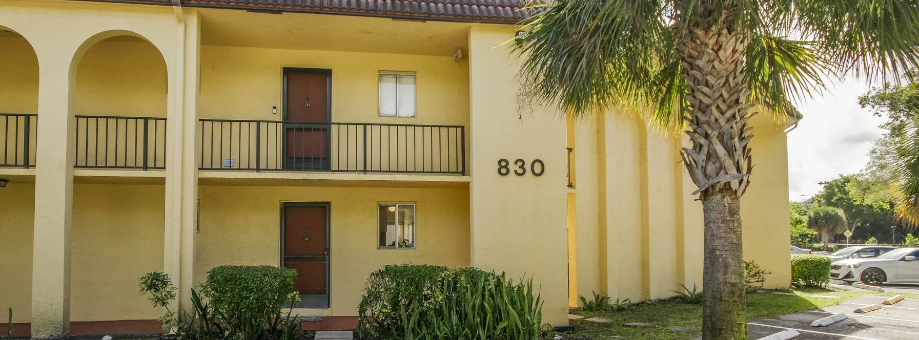 Just Listed | 830 SW 9th Street Circle #104