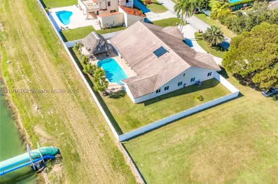 10700 SW 139th Rd 1