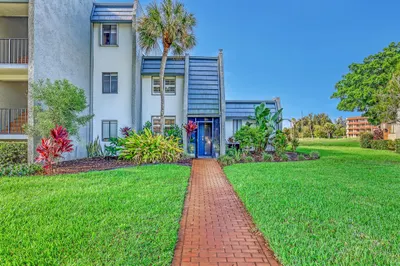 4797 Esedra Court 1