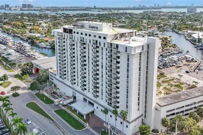 13499 Biscayne Blvd #CUT2 1
