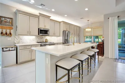 13283 SW Green Delta Road 1