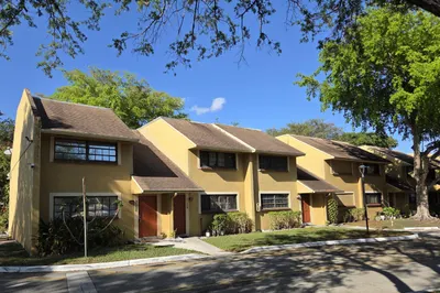 3156 N Pine Island Road #908 1
