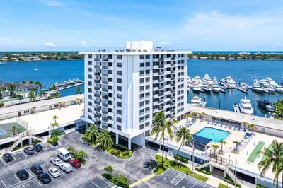 1208 Marine Way #506 1