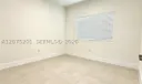 310 E 7th St #203 Photo