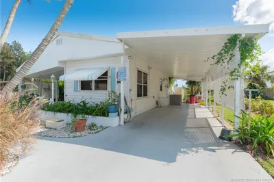 10885 SE Federal Highway #33 1