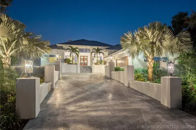 3365 SE Saint Lucie Boulevard 1