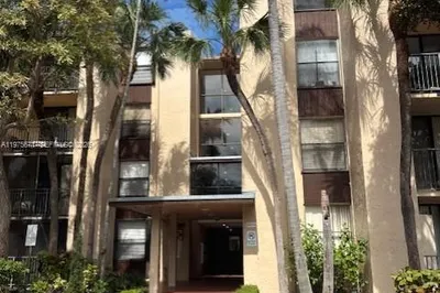 14211 N Kendall Dr #109E 1