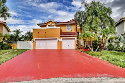 61 Citrus Park Ln 1