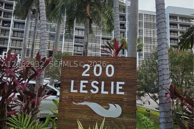 200 Leslie Dr #1029 1