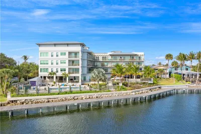 41 SW Seminole Street #208 1