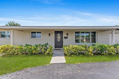 7400 NW 15th Street 1