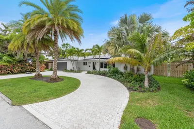 2725 NE 35th Ct 1