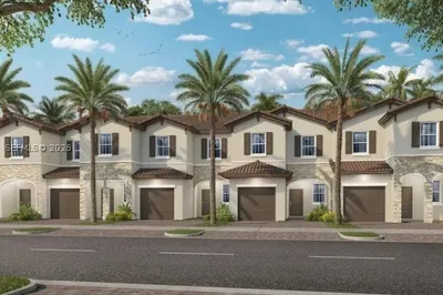 2568 SE 30 St 1