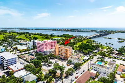 15 S Golfview Road #206 1