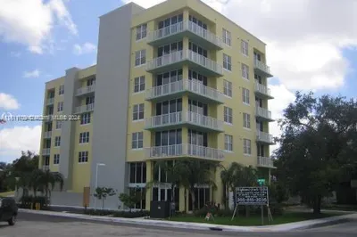 1350 NW 8th Ct #BB-5 1