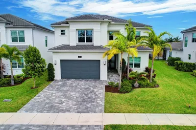 7607 Francisca Club Ln 1