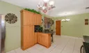 271 E 17th St Photo