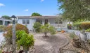 116 E 59 Photo