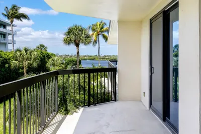 2778 S Ocean Boulevard #203s 1