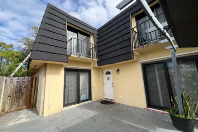 295 Woodland Road 1