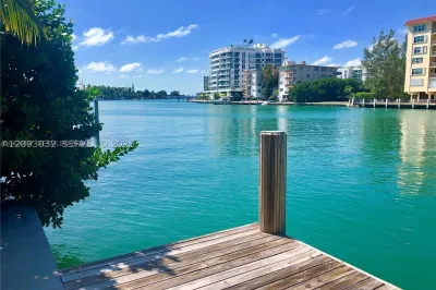 9480 Bay Dr 1
