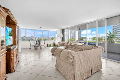 11 Island Ave #512 1