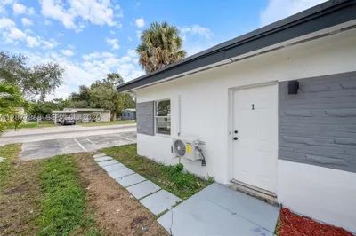 417 NW 15th Ave 1