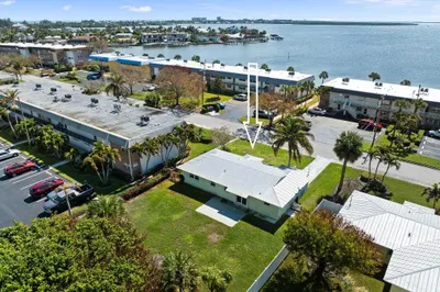 1154 Water Views