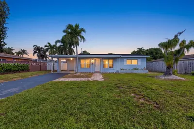 1301 NW 45th St 1