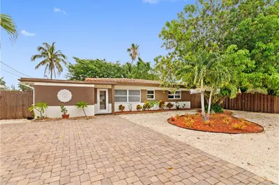 125 Almar Dr 1
