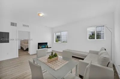 1560 Meridian Ave #207 1