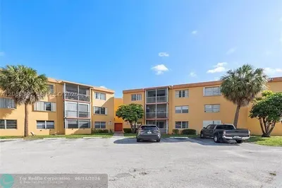 4354 NW 9th Ave #14-3F 1