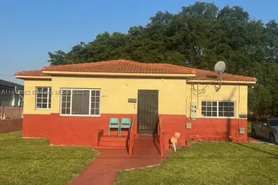 6016 NW 24th Ave 1