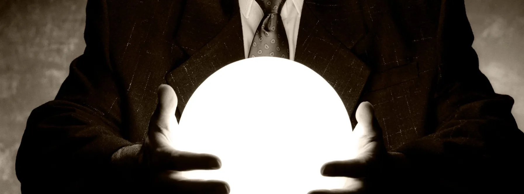 Crystal Ball 2023 – Why “The Pause” of 2022-2023” Makes for Excellent Buying Opportunities