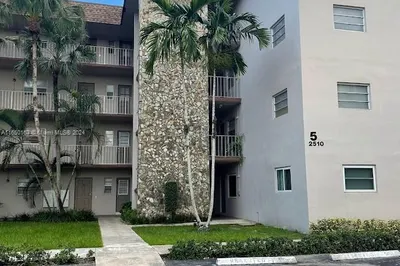 2510 SW 81st Ave #405