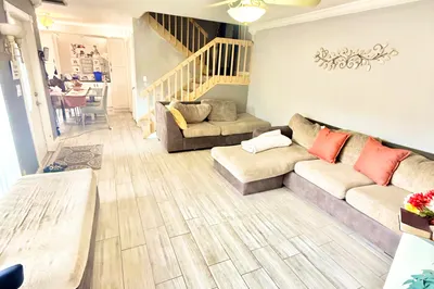 711 Springdale Circle 1