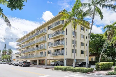 851 Meridian Ave #24 1