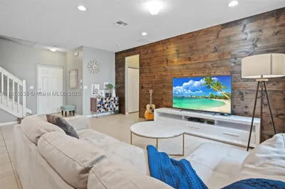 4164 Cascada Cir 1